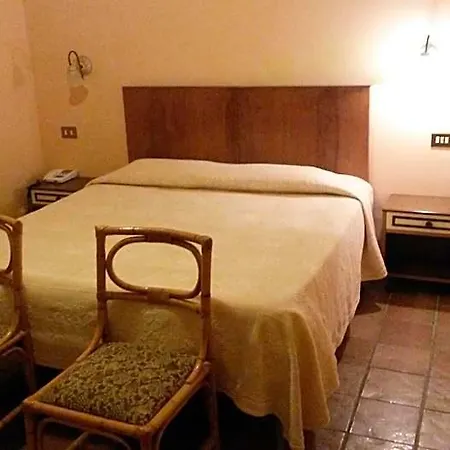 Ristorante Ferretti Отель 2*