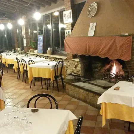 Отель Ristorante Ferretti Monteluco