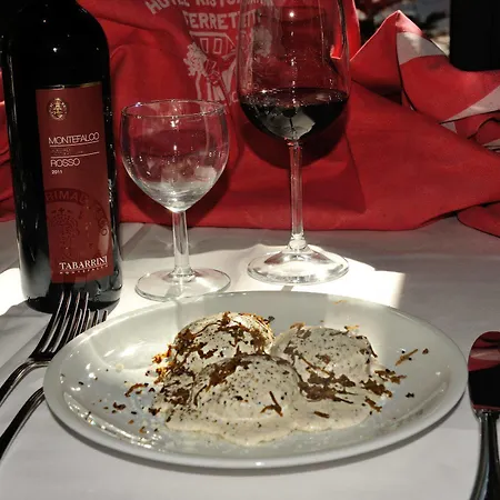 Ristorante Ferretti מלון 2*
