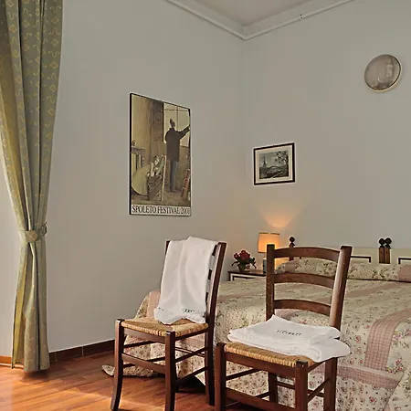 מלון Ristorante Ferretti 2*