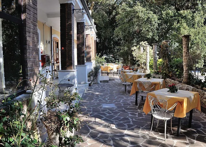 Hotel Ristorante Ferretti Monteluco